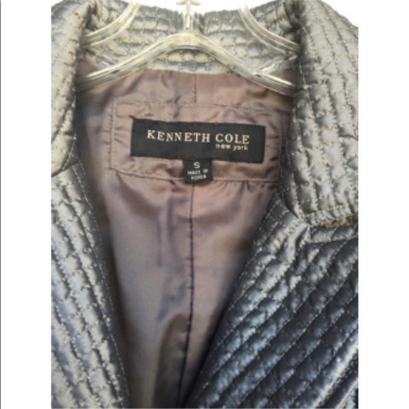 Kenneth Cole Light weight jacket. - Picture 3 of 4